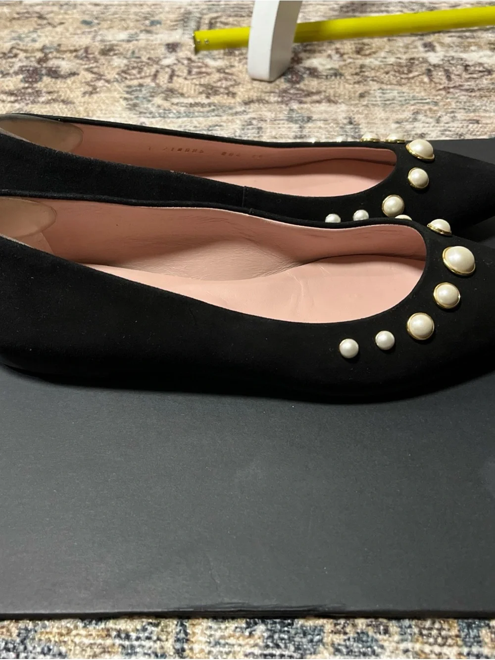 Pretty Ballerinas Ella flats Sz 39 us 8 with white gold framed pearls along vamp